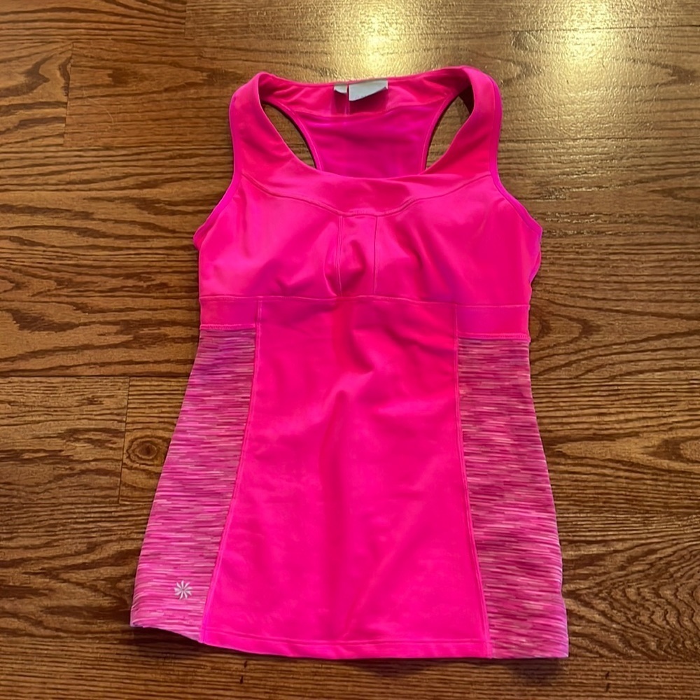 ATHLETA PR SPORTS RACERBACK TANK. BUILT IN BRA, BACK 2 POCKETS FUCHSIA SZ SMALL